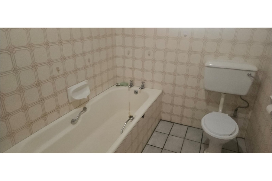 To Let 3 Bedroom Property for Rent in Riviera Northern Cape